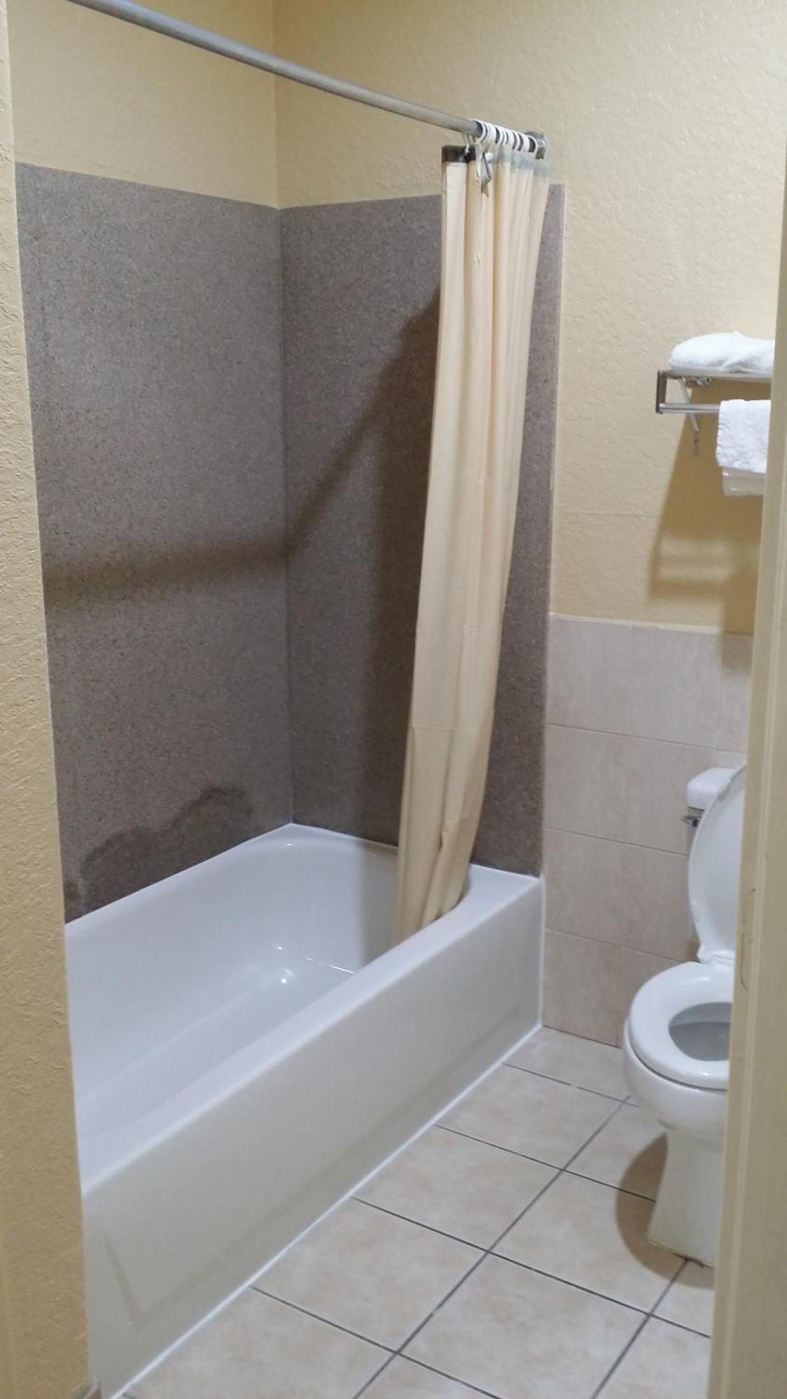 Americas Best Value Inn & Suites Northeast Houston Ruang foto