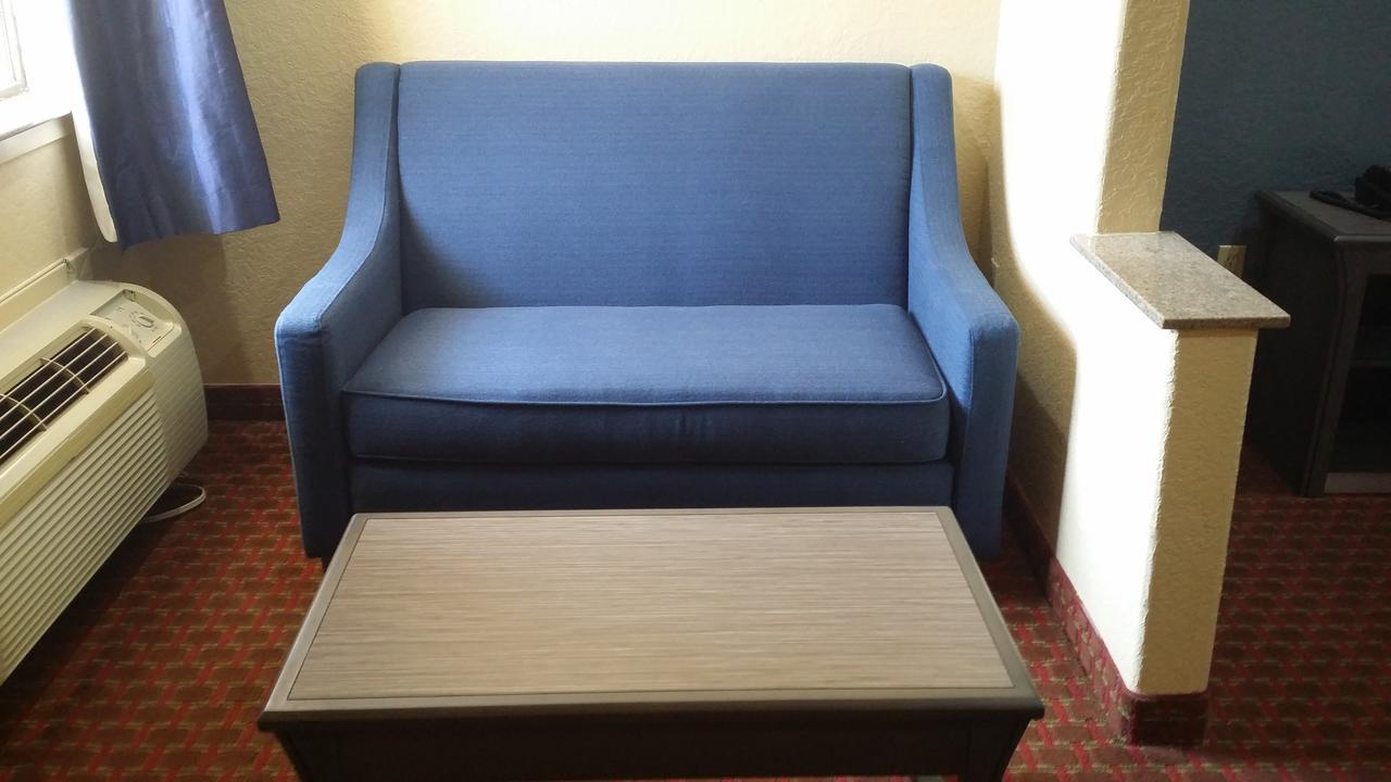 Americas Best Value Inn & Suites Northeast Houston Bagian luar foto
