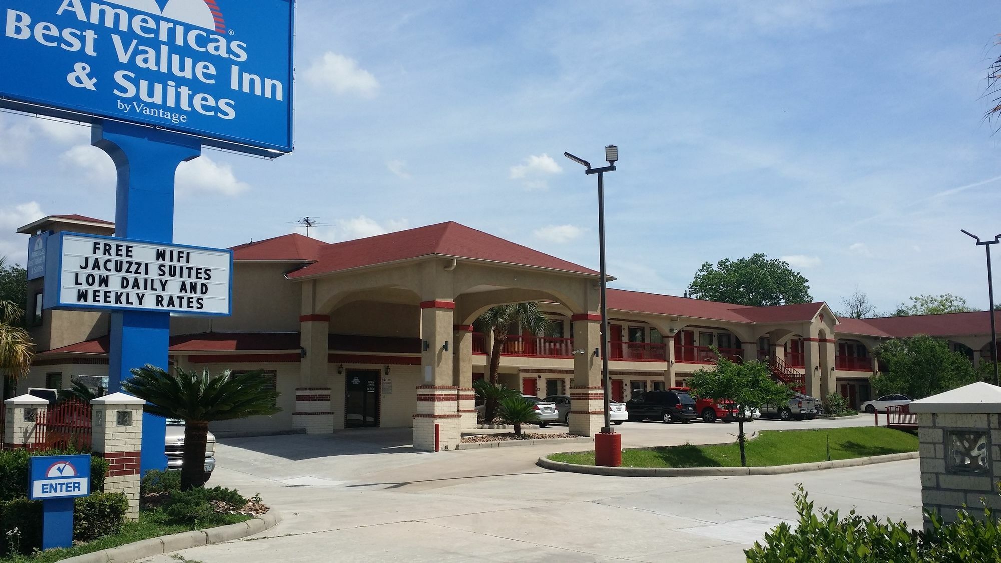 Americas Best Value Inn & Suites Northeast Houston Bagian luar foto