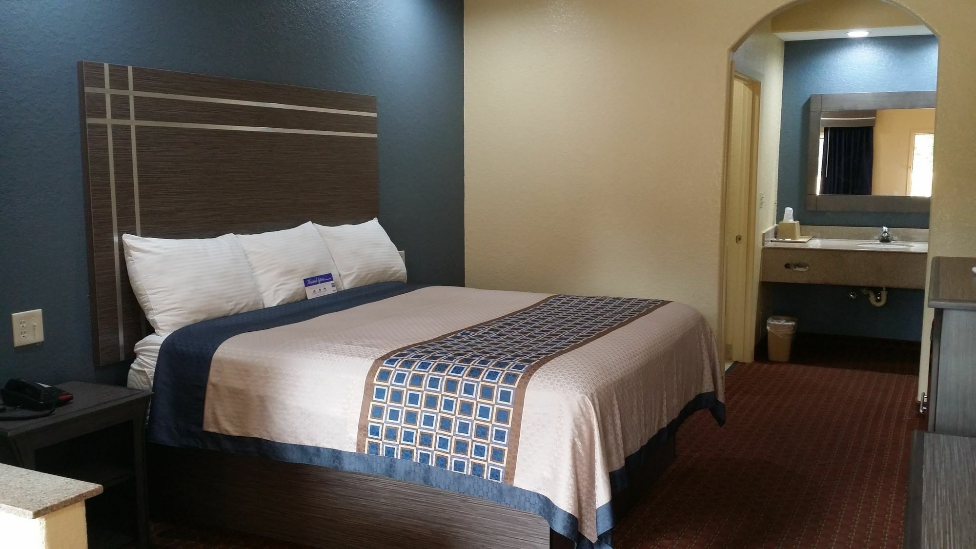 Americas Best Value Inn & Suites Northeast Houston Bagian luar foto